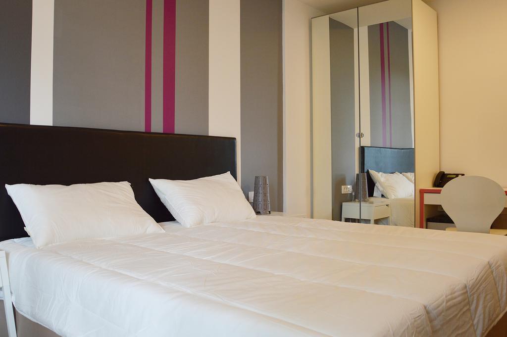 Bed And Breakfast Four Rooms Zadar Room photo