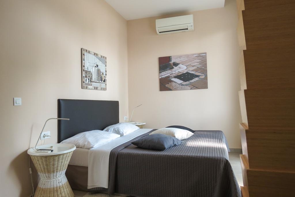 Bed And Breakfast Four Rooms Zadar Exterior photo